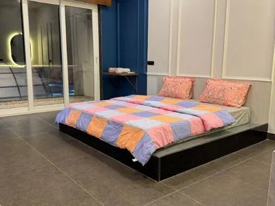 contemporary bedroom interior design in chennai.jpg